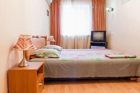 Apartment On Evreyskaya 42A Odessa Esterno foto